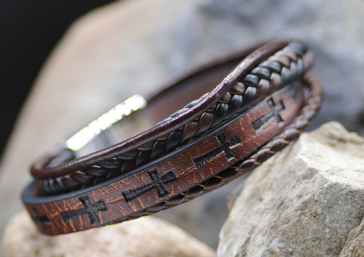 Cross Brown Leather Men's Stamped Bracelet