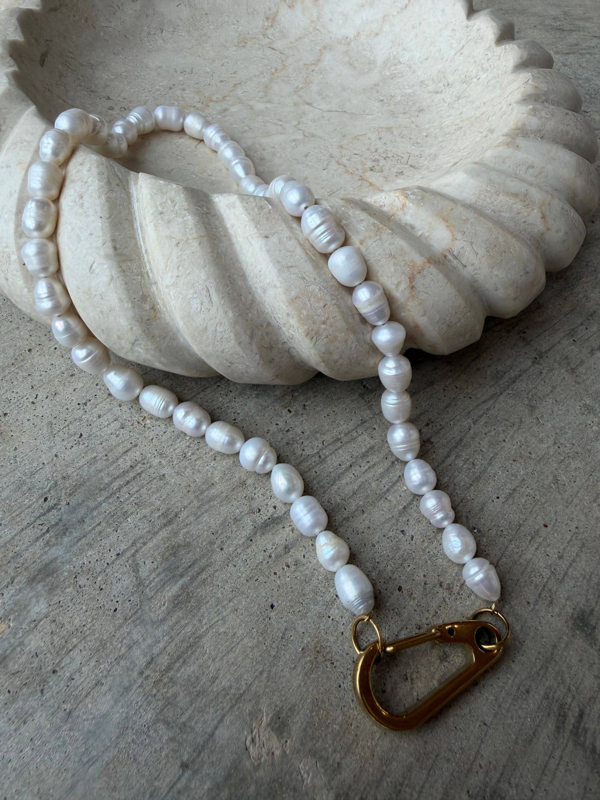 BEACH WALK PEARL NECKLACE