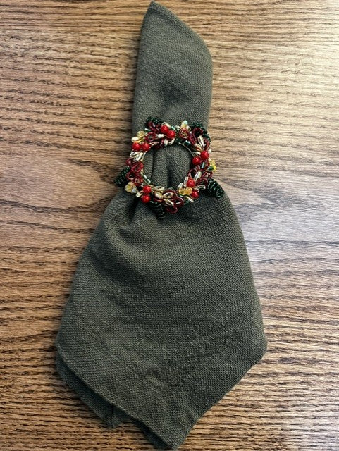 Holiday Wreath Napkin Ring