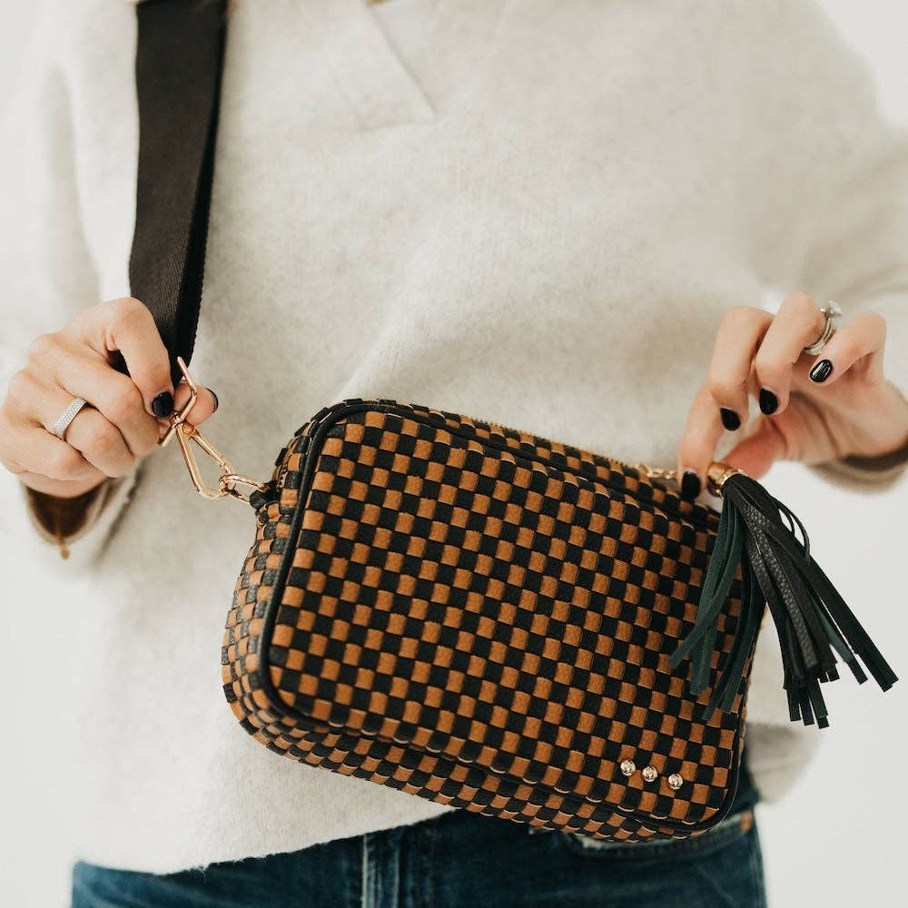 Woven Willow Camera Crossbody Bag: Checkered Coffee