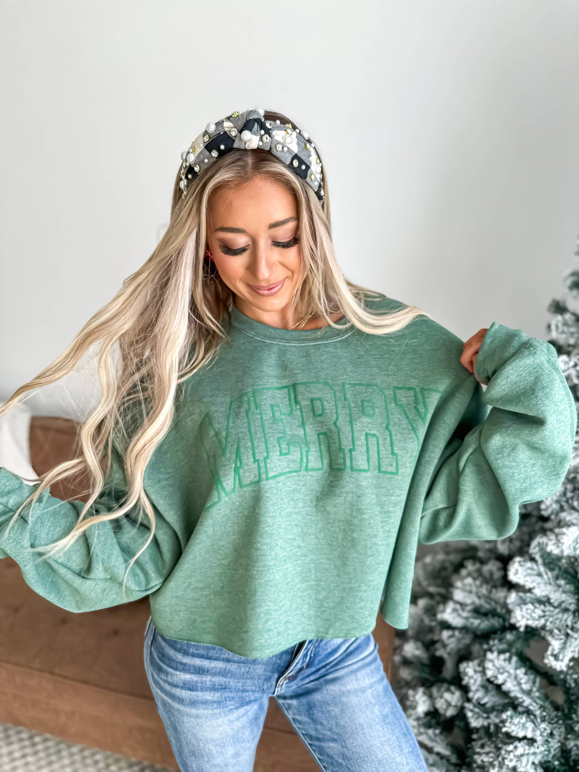 Merry Monochrome Green Cropped Crewneck Sweatshirt: L