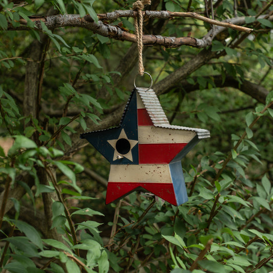 PATRIOTIC STAR BIRDHOUSE