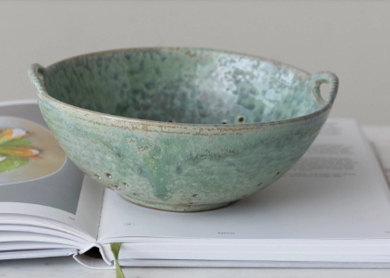 Stoneware Berry Bowl w/ Handles