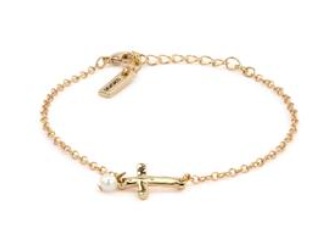 Dainty Gold Cross Bracelet