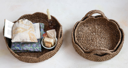 Decorative Braided Bankuan & Rattan Trays with Scalloped Edge and handles