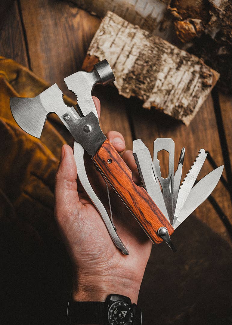 Axe Multi-Tool – 15-in-1 Survival Tool