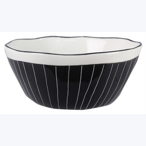 STONEWARE BLACK AND WHITE SERVING BOWL