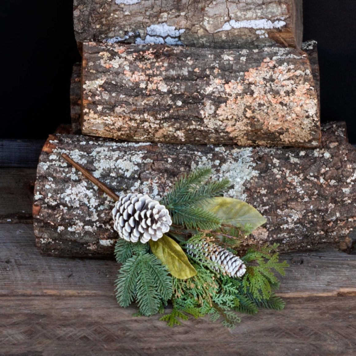 Winter Evergreen Pick