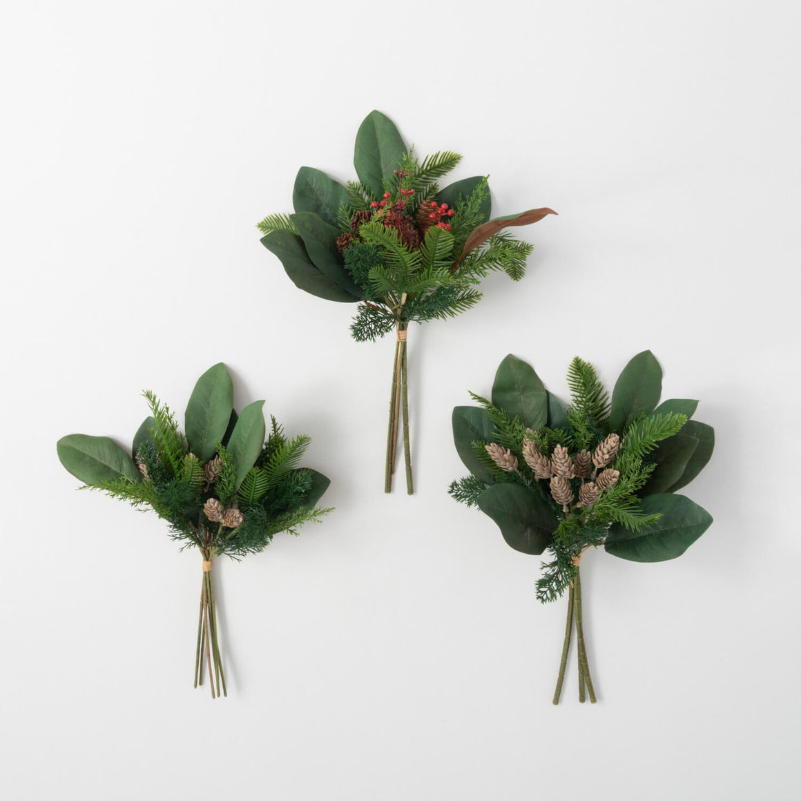 CEDAR MAGNOLIA BOUQUET