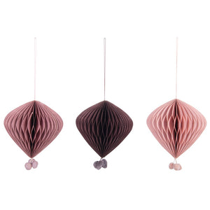 honeycomb ornament w/pom